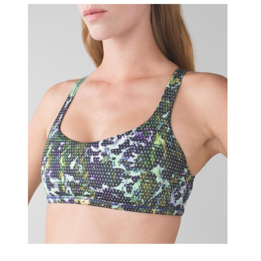 Lululemon free to be wild bra, 4